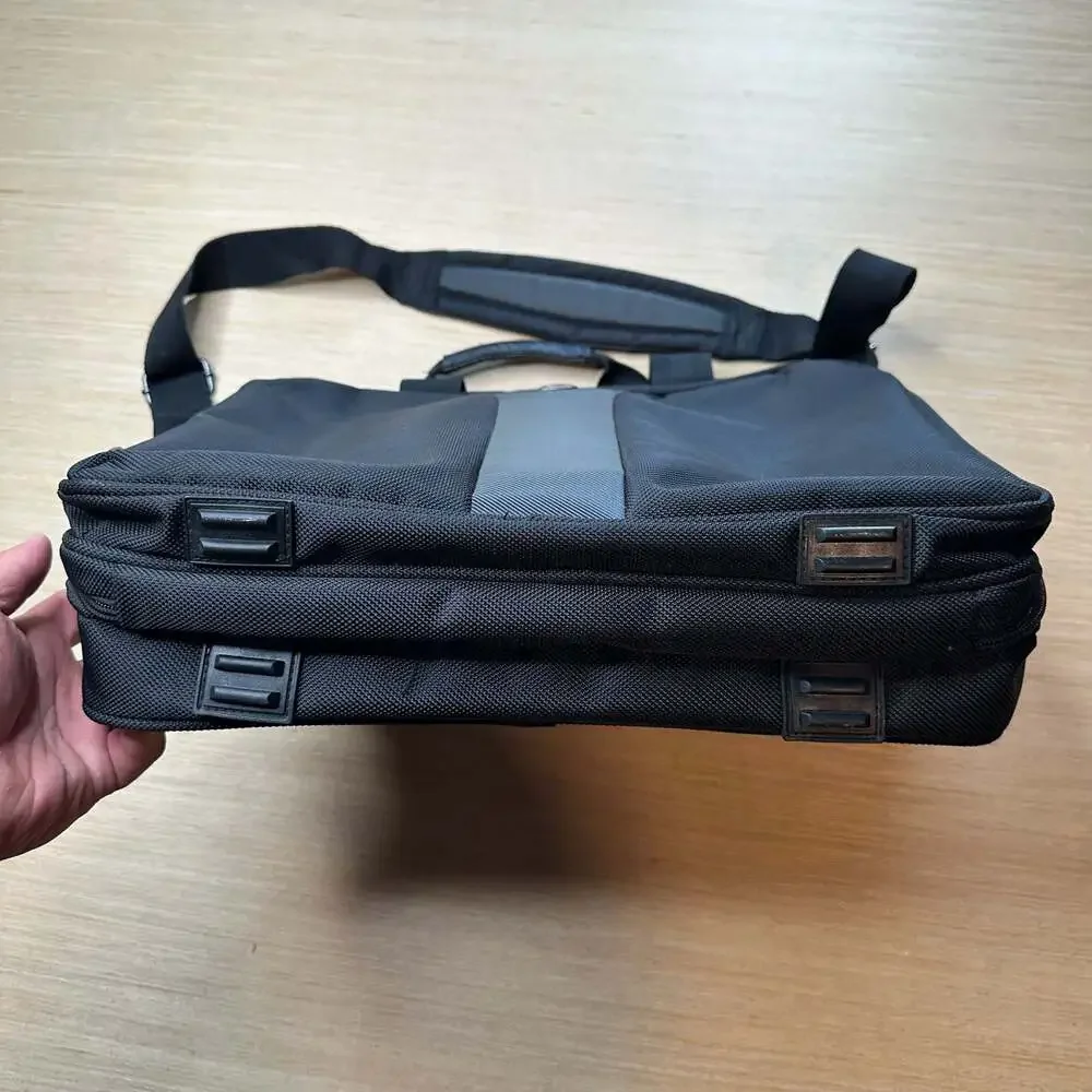 Wenger Legacy 15.6-inch Double Gusset Laptop Briefcase with Organizer